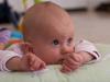 Какво трябва да направят родителите, ако коремът на новородено боли?