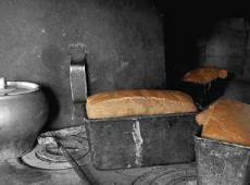 Secrets of baking hearth bread in a Russian oven